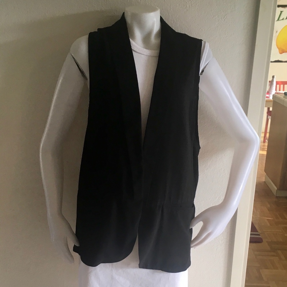 G/F Poly Black Open Front Vest Sz L